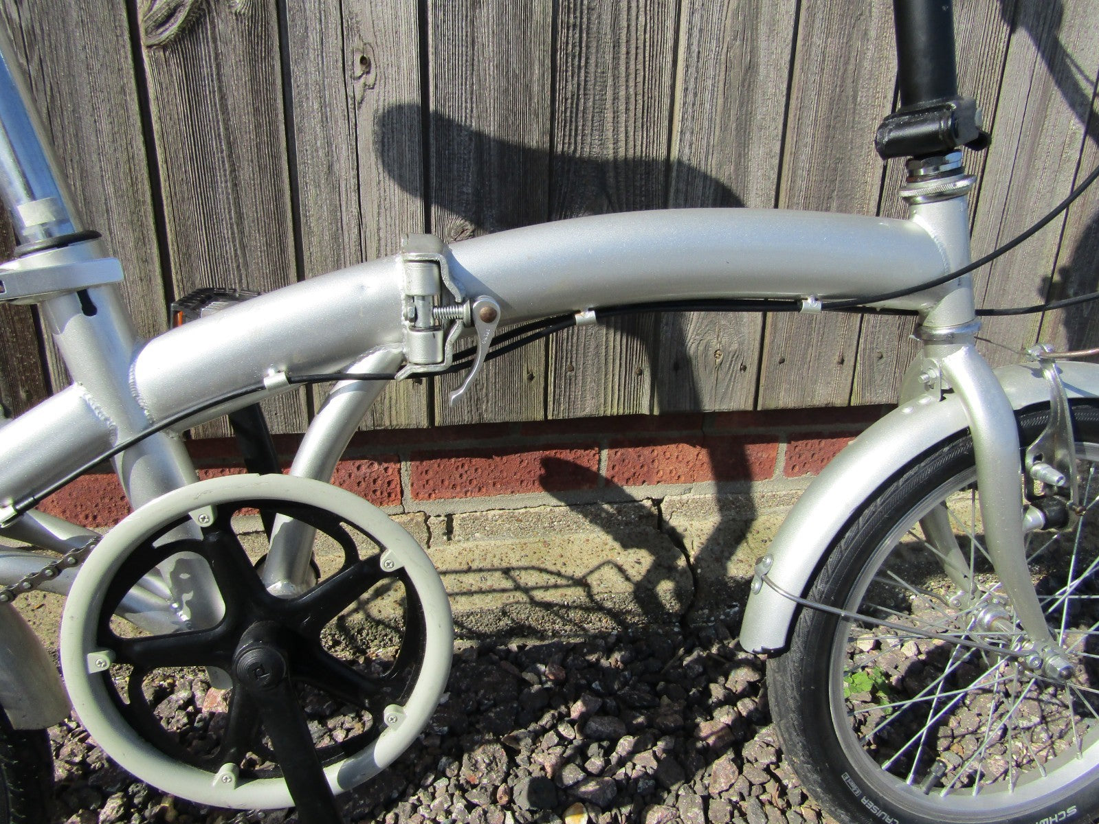 Mens Womens Adults Silver Folding Bike Bicycle Folder 6 Gears Shimano Gel Saddle