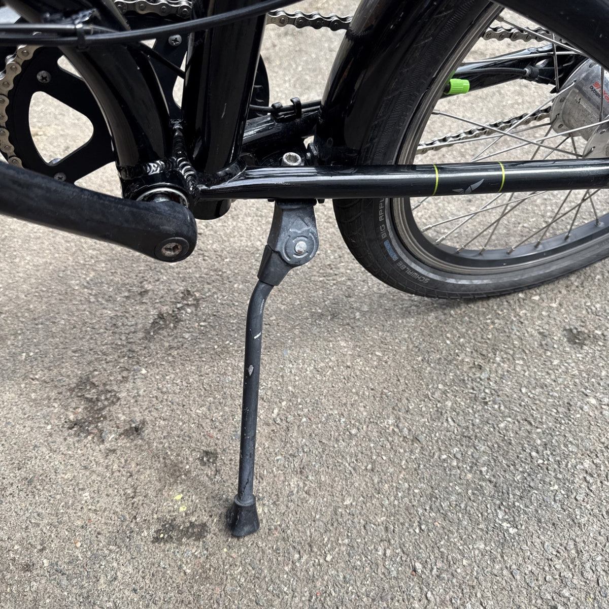 Tern Link D7i  Folding Bike 7-Speed V-Brakes Rack Mudguards Black/Grey