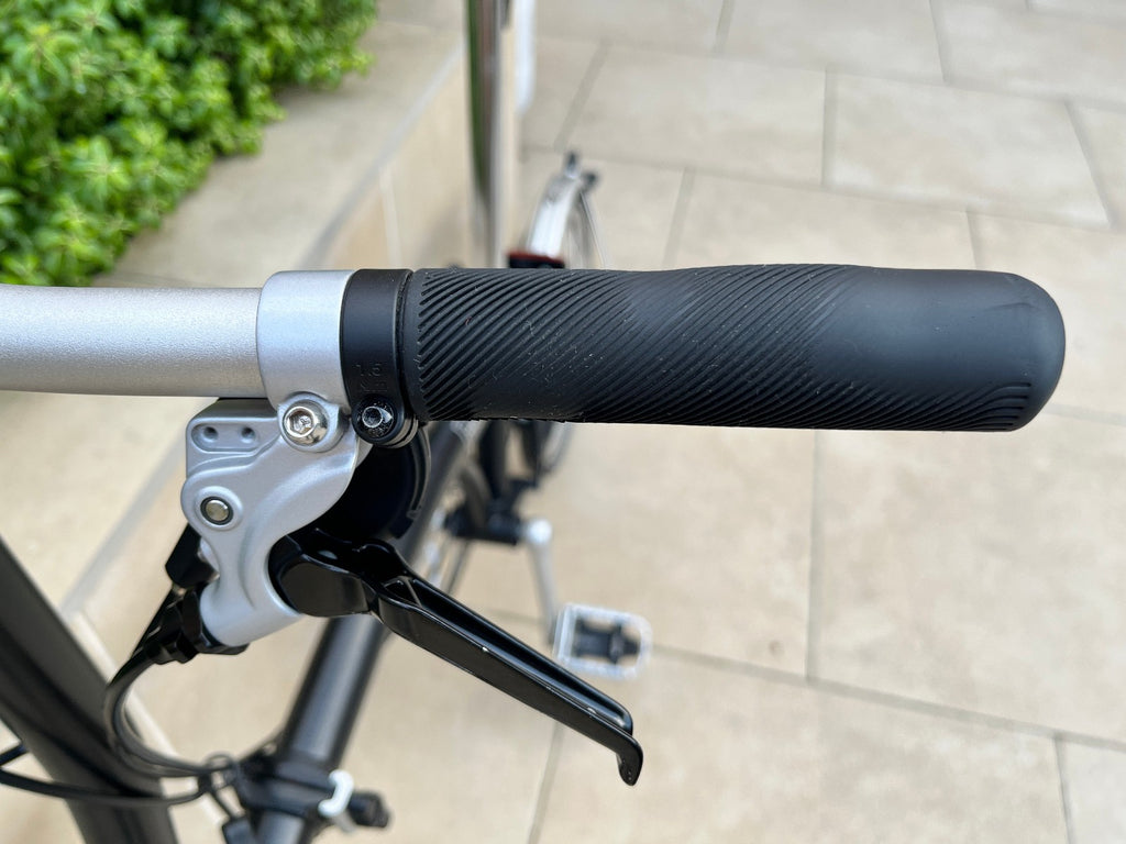 Brompton S2L 2-speed folding bike, black, very good condition