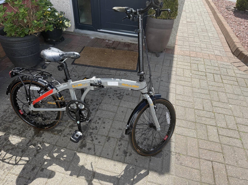 Raleigh Evo 2 Folding Bike 7-Speed Shimano Gears