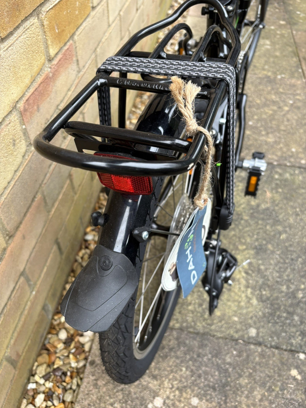 Dahon Mariner D8  8-Speed Folding Bike Black