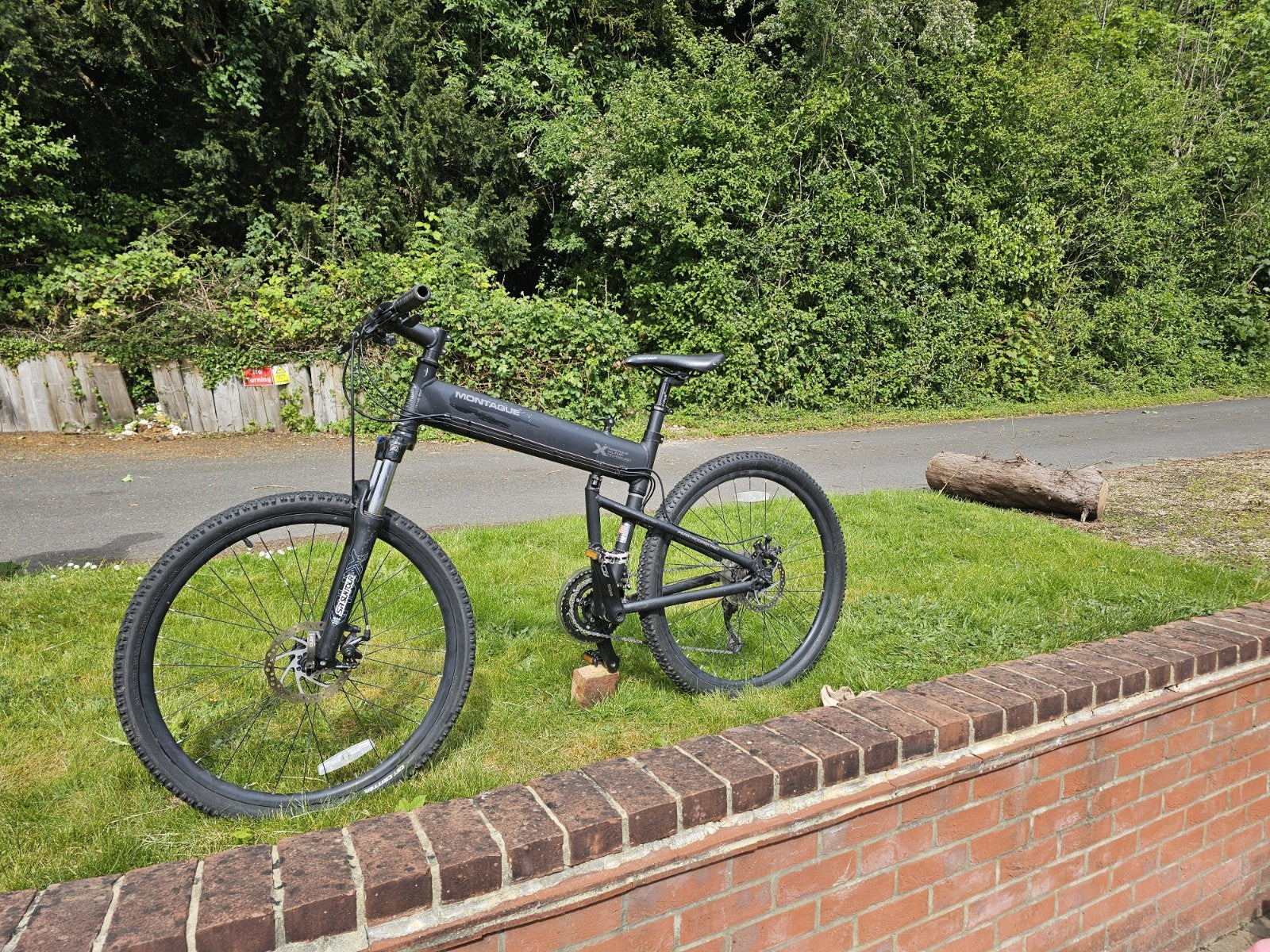 Montague Paratrooper Folding Bike Medium 26"