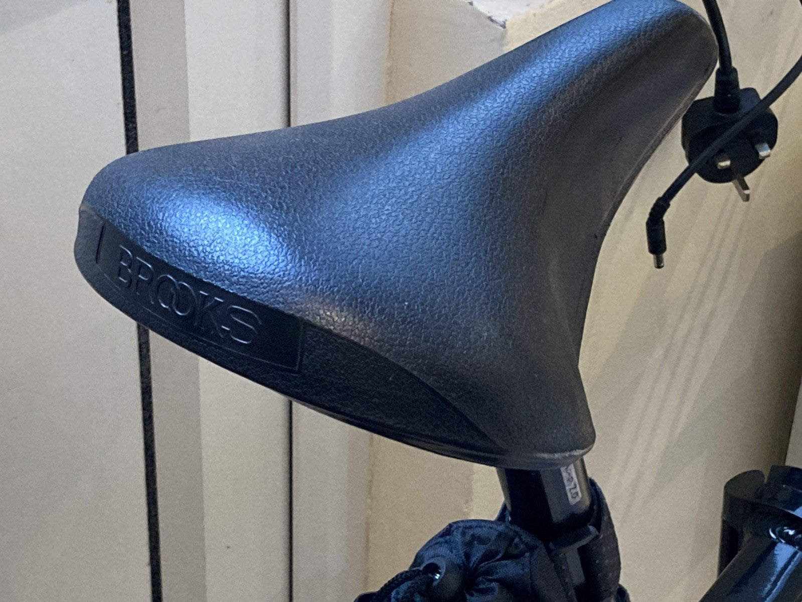 Carrera Crosscity Folding Bike with Brooks Saddle & Upgrades!