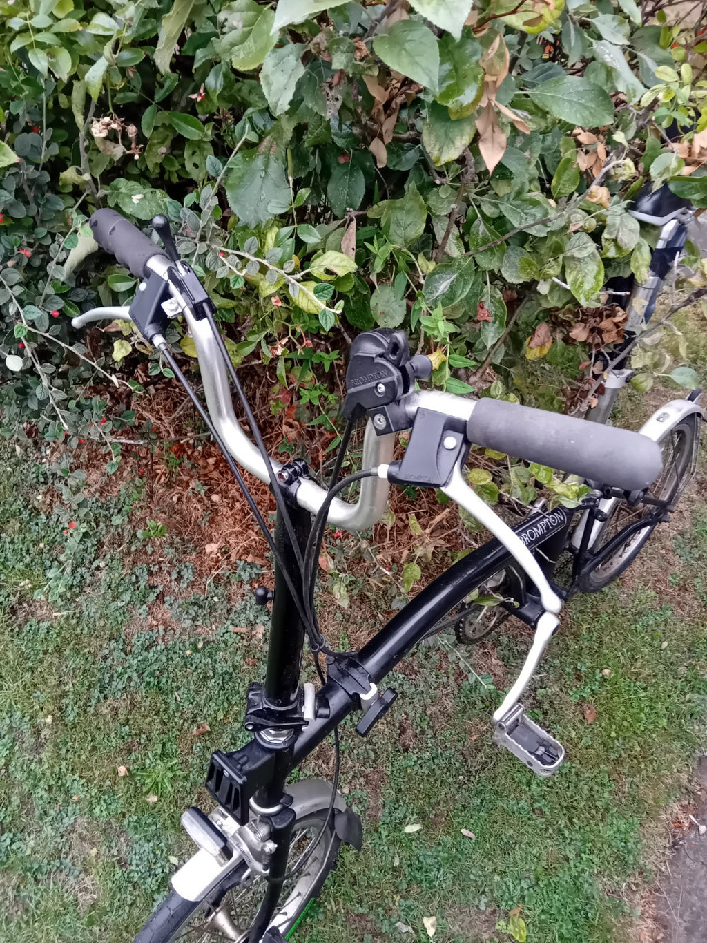 BROMPTON FOLDING BICYCLE [BLACK]