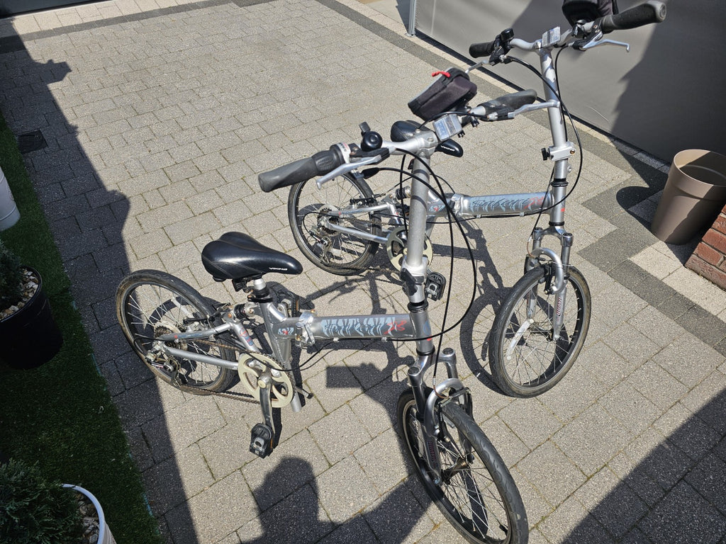 Pair of Folding Viking Bikes unisex 20" wheels