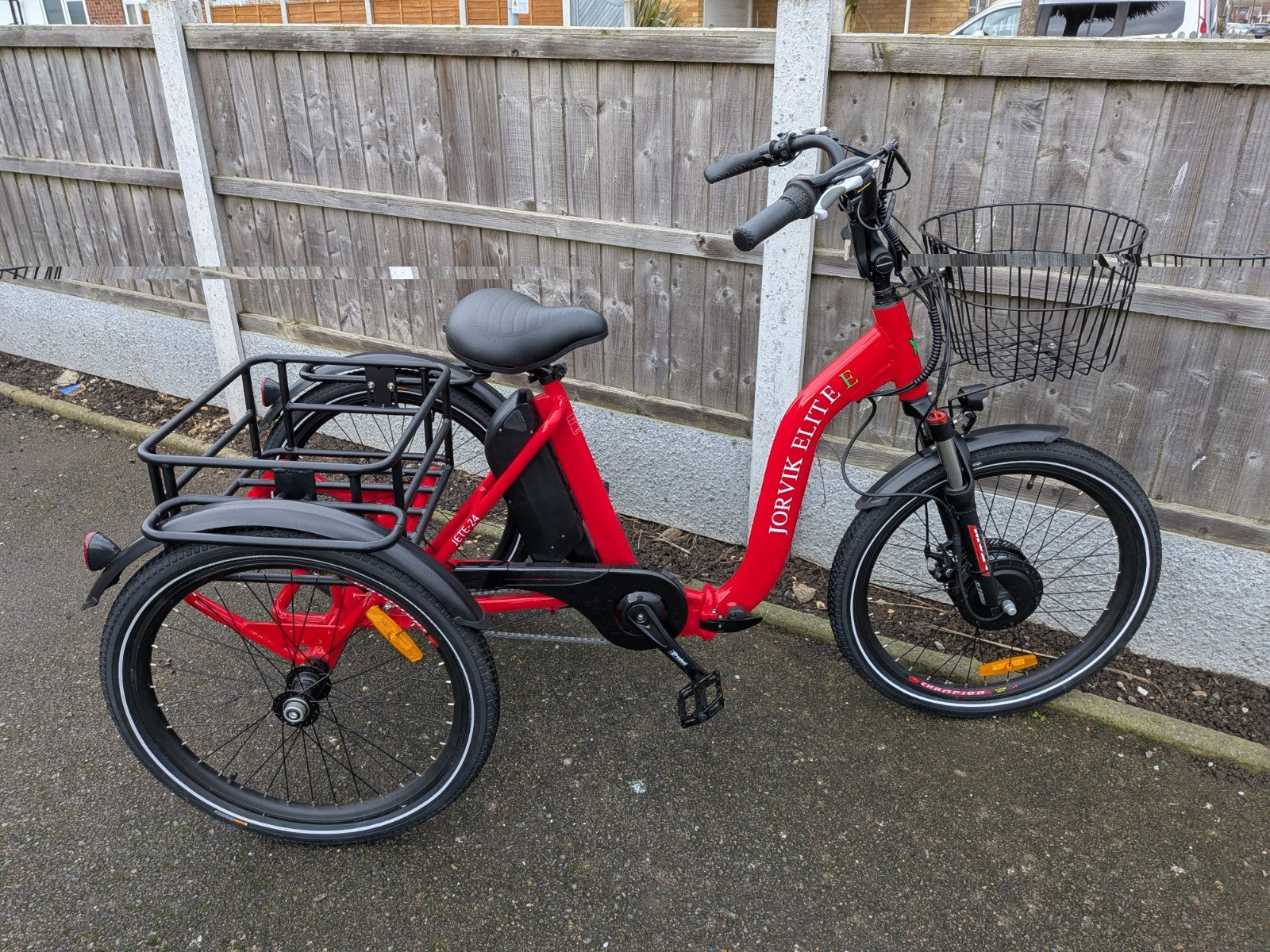 Jorvik Jet E 24 Folding Electric Tricycle, BRAND NEW,24" WHEELS, DELIVERY POSS.