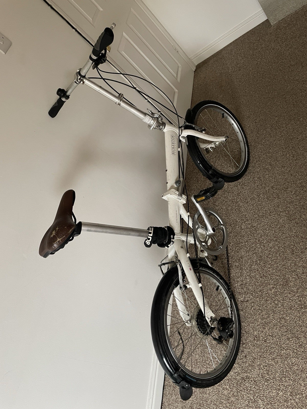 Bickerton Junction 1607 Foldable Bike White 20 Inch Wheels Great Condition