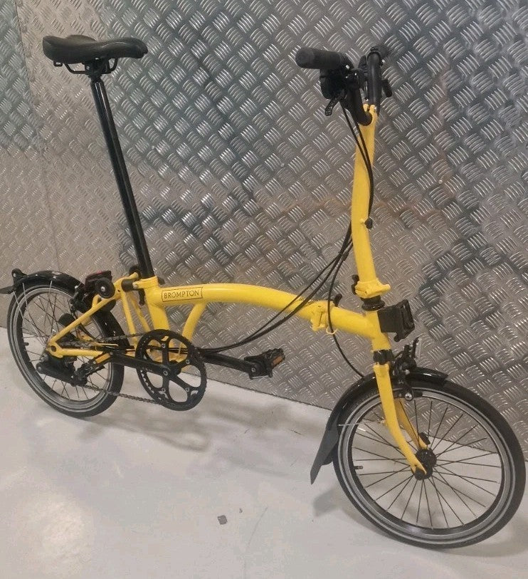 Brompton C Line 6 Speed. Bumblebee Yellow Low co$t world🌎 Postage📦🛫📮.