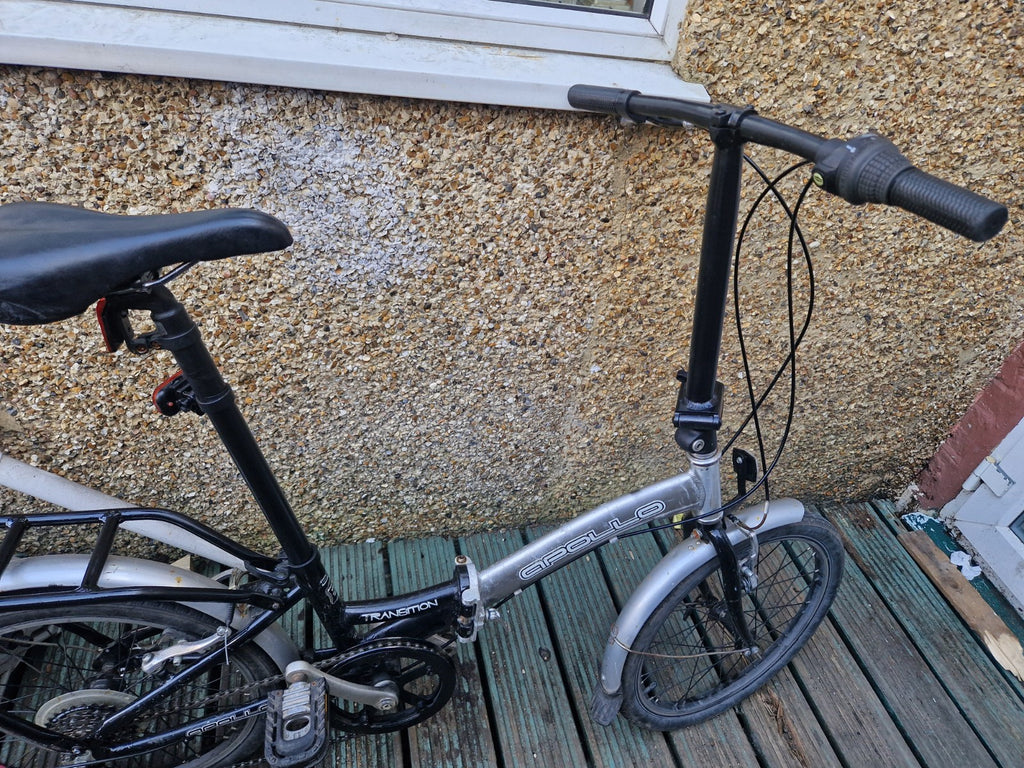 Apollo Transition Folding Bike.  20" Wheels.