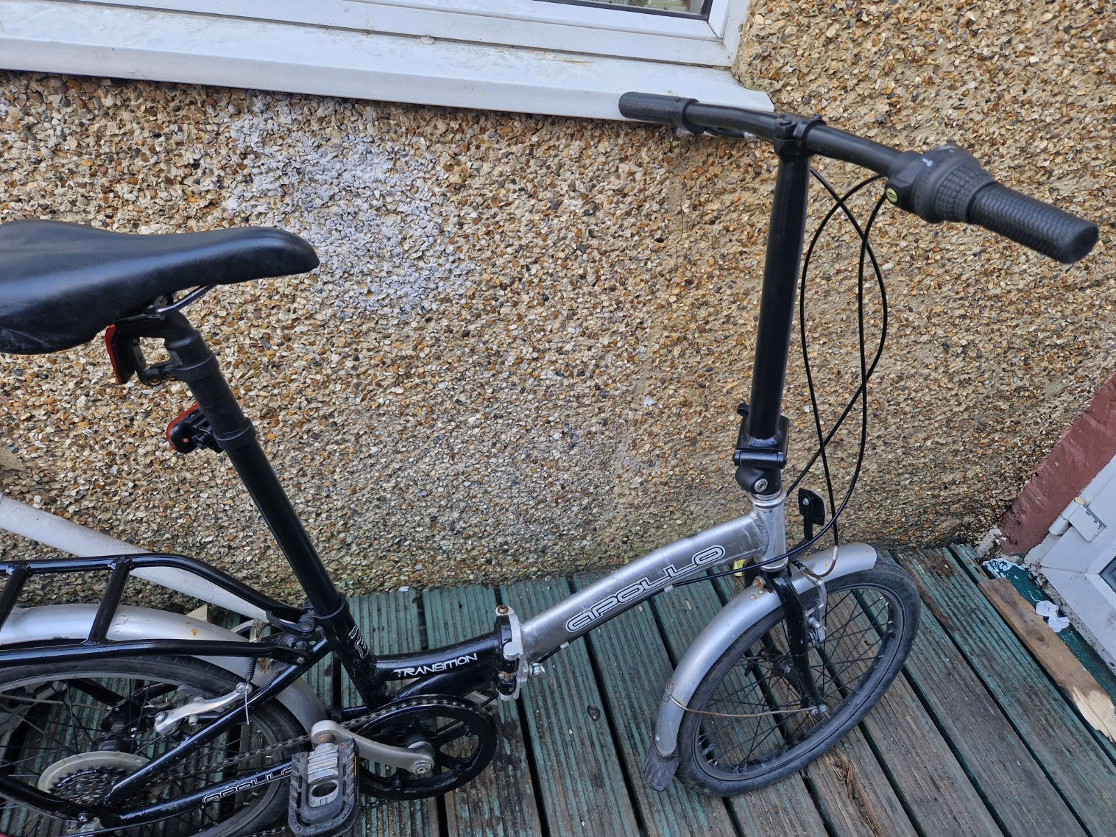 Apollo Transition Folding Bike.  20" Wheels.