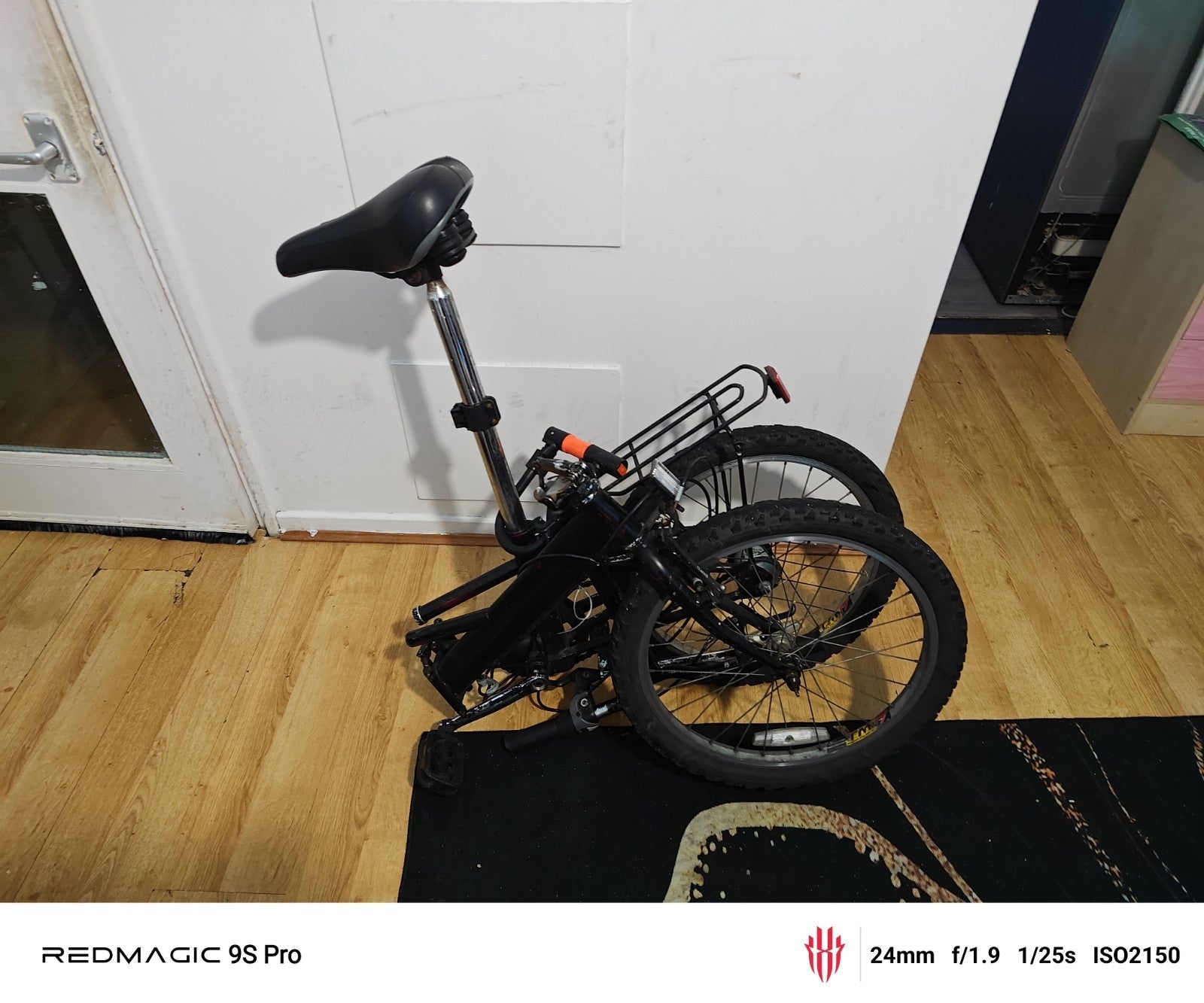 Folding Bike 20” – City Commuter – £60 – London - Black - 3-speed Hub gear -Used