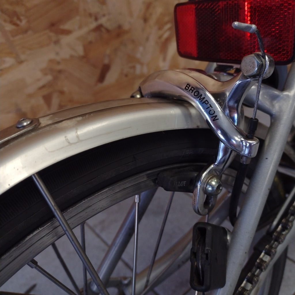 Brompton M6L 2007 Folding Bike Black Serviced Ready To Ride Six-Speed Hub Gear