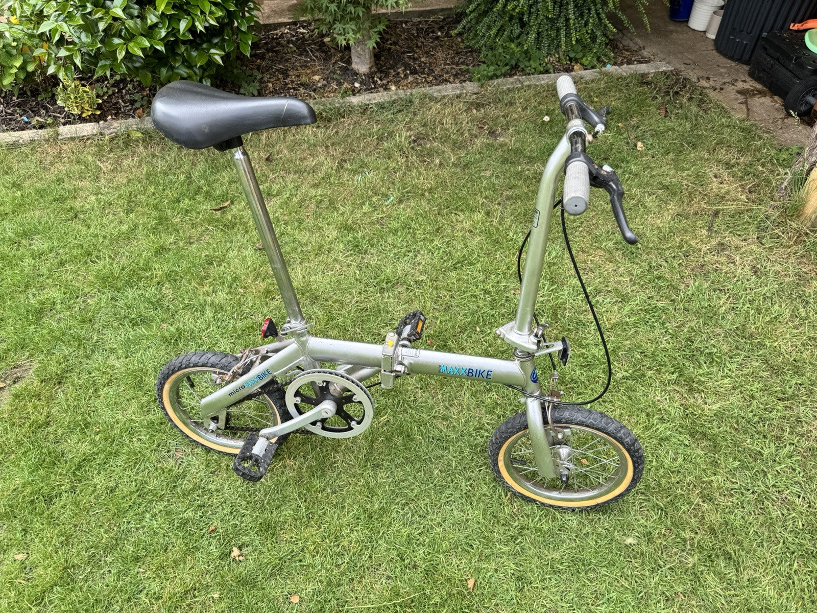 Micro Maxx FOLDING Commuter Bike 14" Wheels, Single Speed Good used Condition