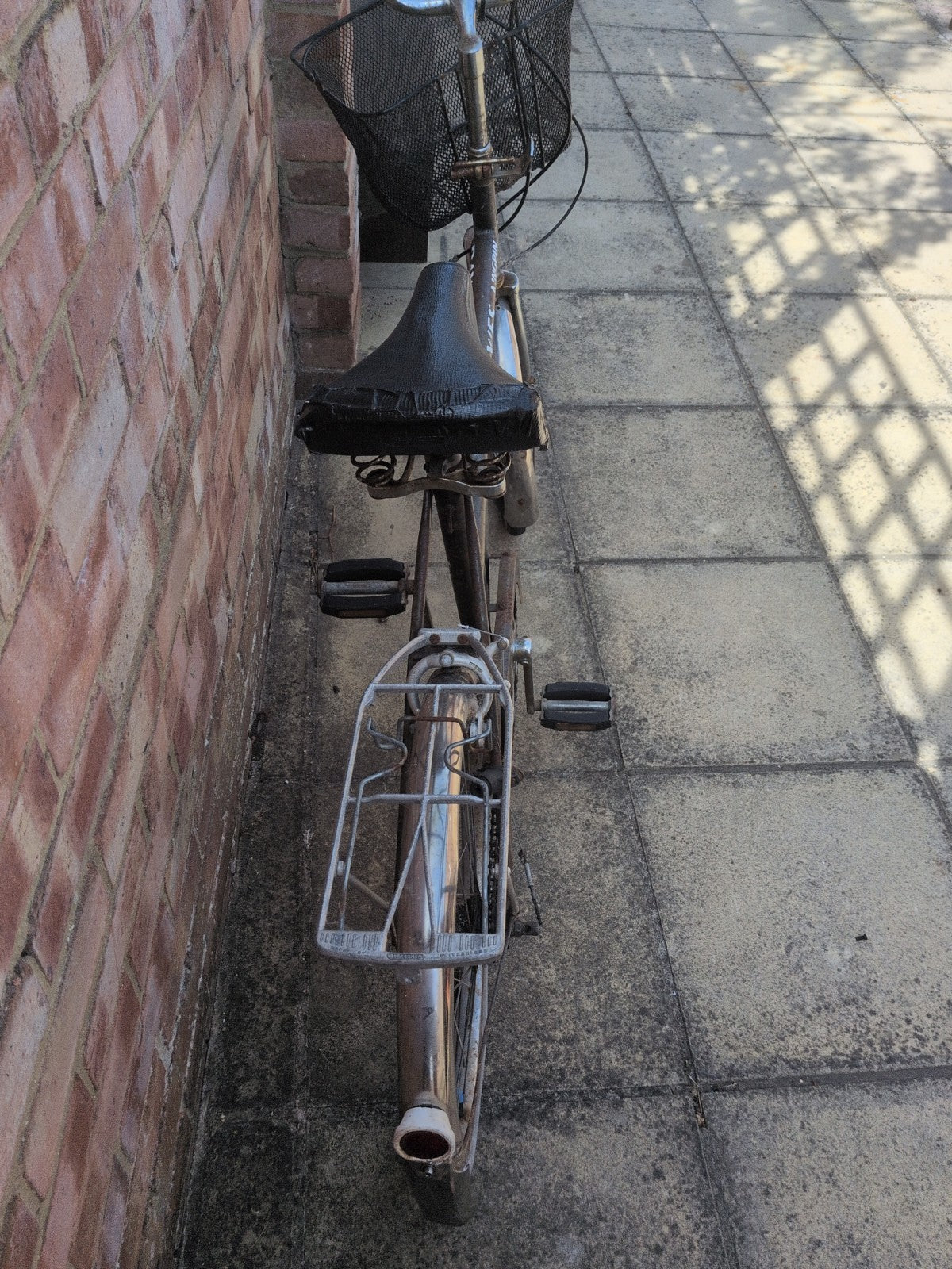 Dawes Kingpin classic folding 3 speed bike, in good working condition