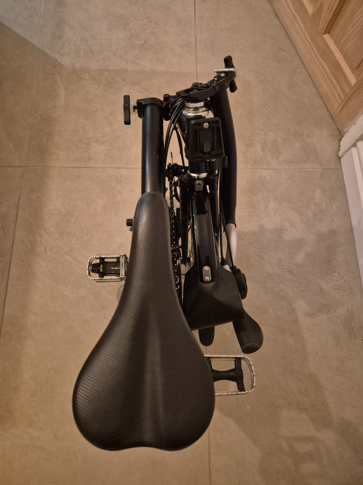 Brompton M6L Black 6 Speed Folding Bike Dynamo Lights Pump Carrier Block