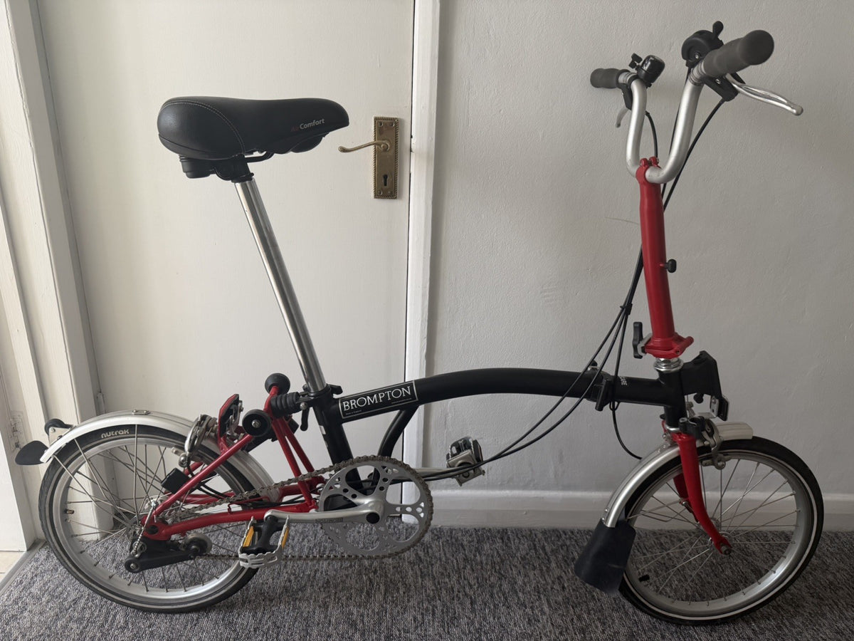 Brompton M3L (3 Speed) folding bicycle - Black/Red  (EXCELLENT CONDITION!)