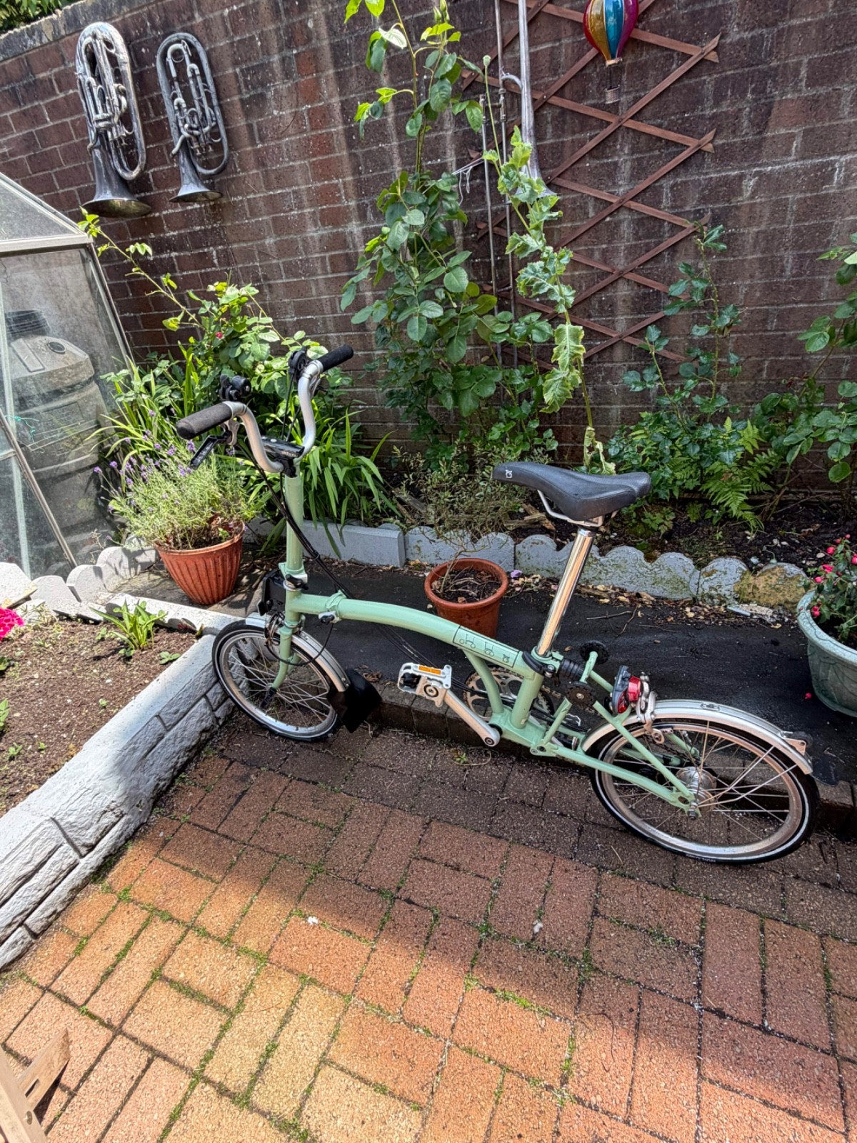 brompton folding bike 6 speed. Light green. Bike not used much