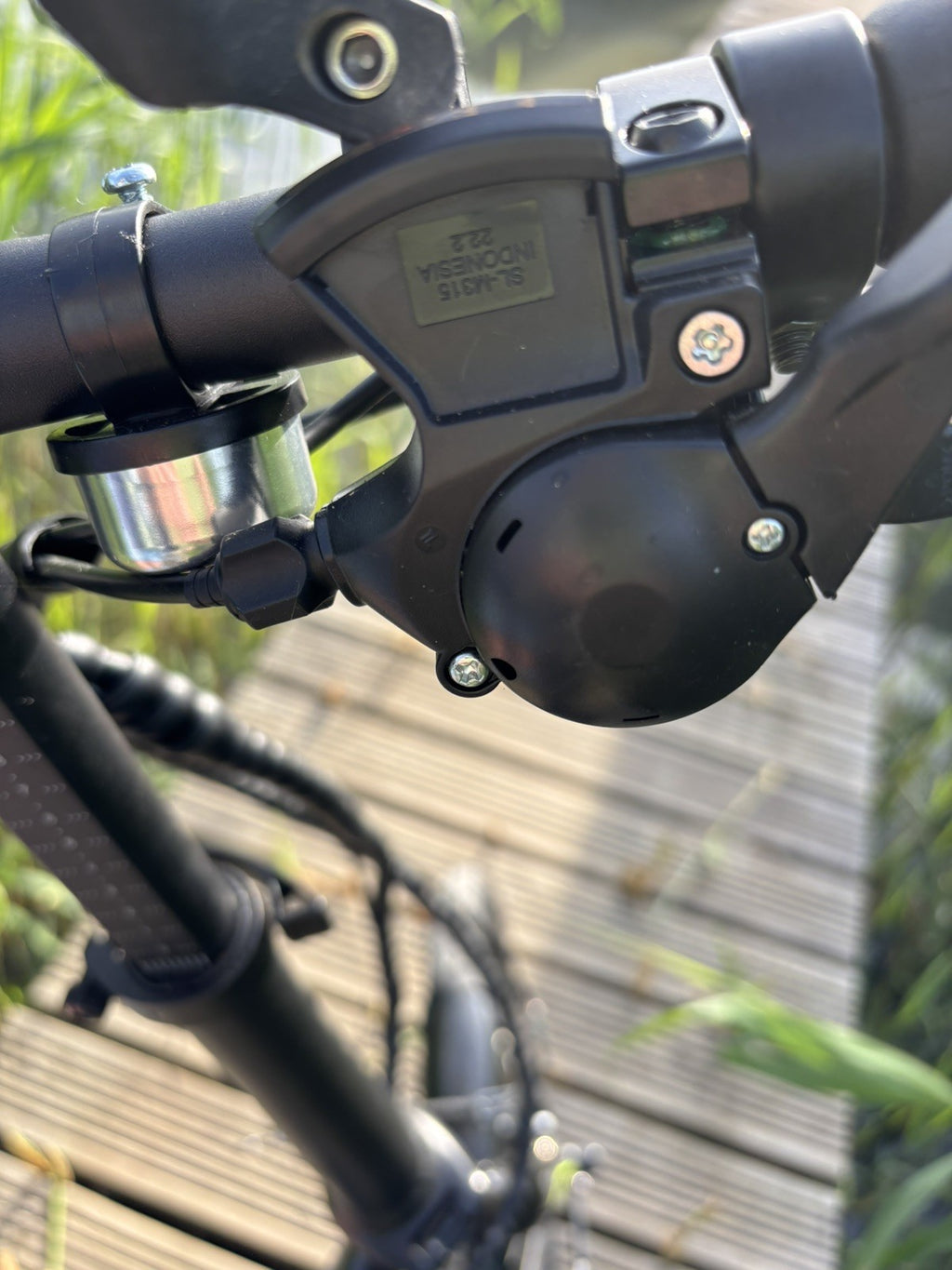 Carrera Crosscity E 20in Folding bike Black/Green .USED ONCE 6 miles