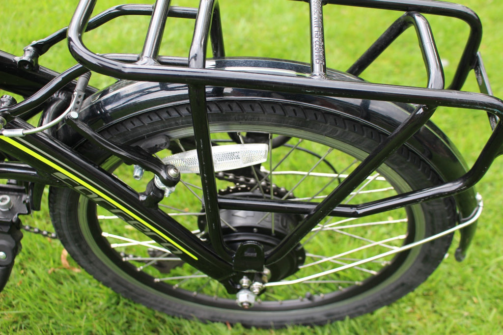 Carrera Cross City unisex folding bike great condition collection near Crewe
