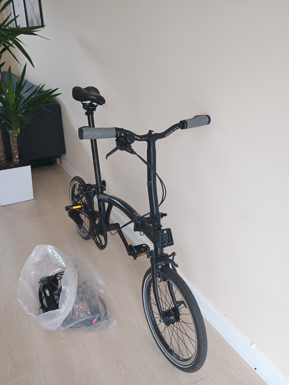 brompton folding bike 6 speed c line