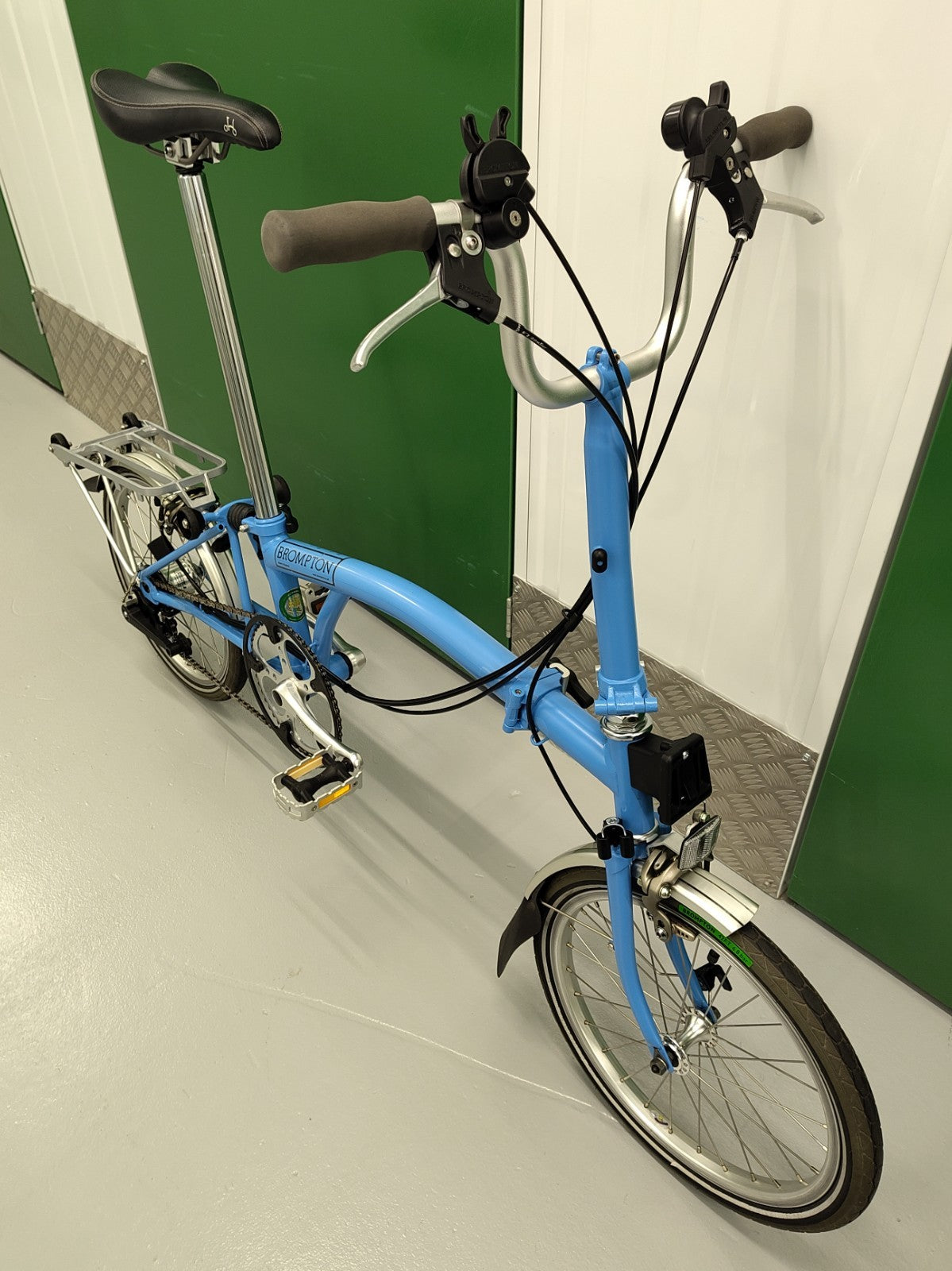 Brompton C Line Explore M6R rack mudguards six gears medium Only test ridden