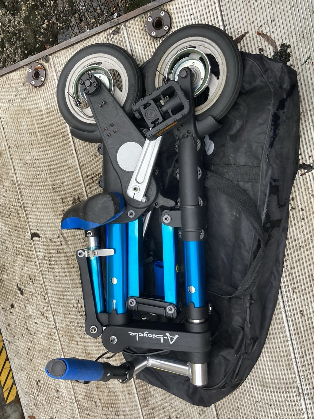 Rare Clive Sinclair A-Bike folding bike iconic commuting travel collector