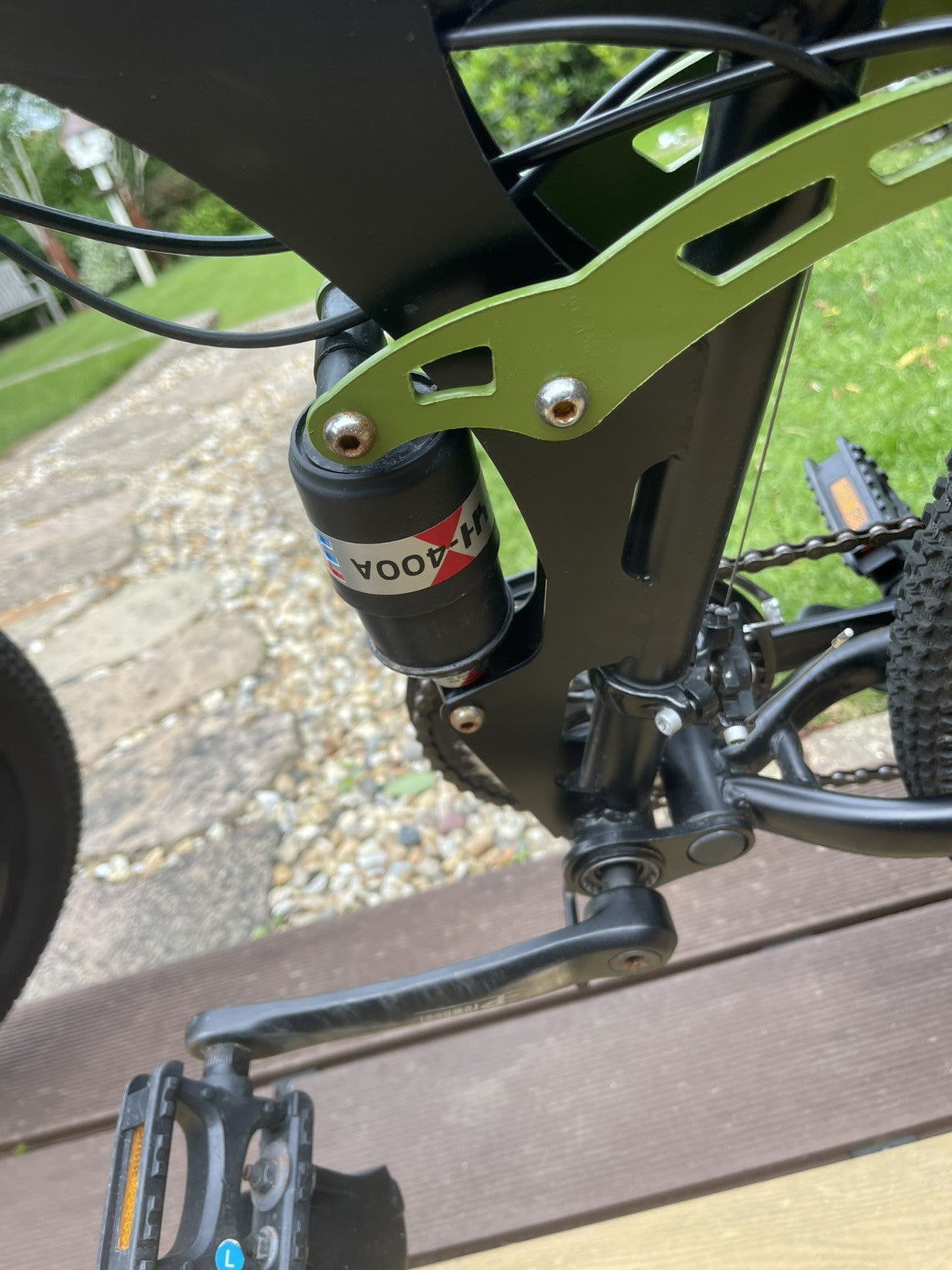 Eurobike G7 Folding Mountain Bike Dual Disc 17" Frame, 27.5" Wheels