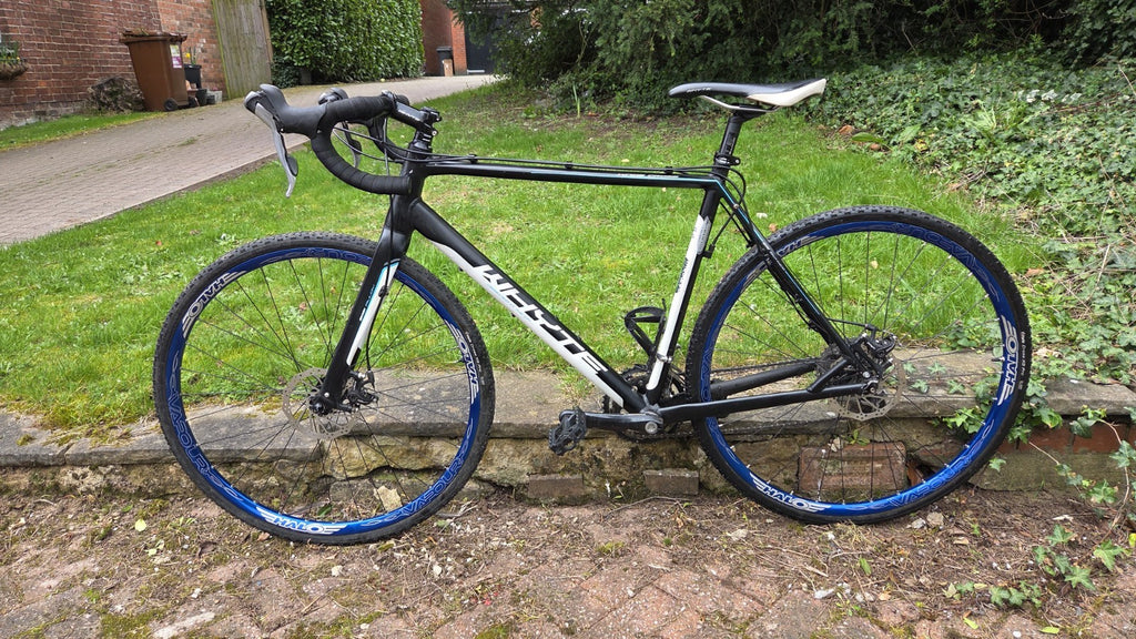 Whyte Gravel Road Bike  Medium  54 Halo TRP 105