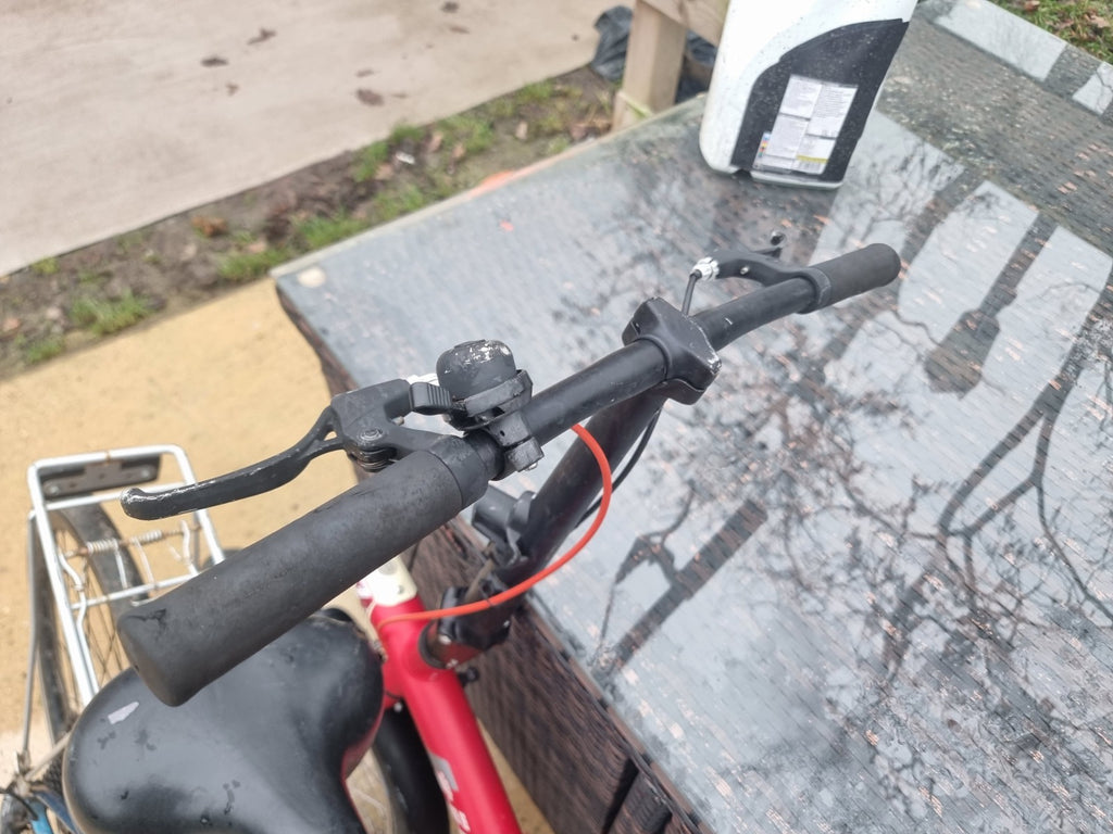 Btwin Tilt Aluminium Folding Bike Ideal Motorhome Car Commuting