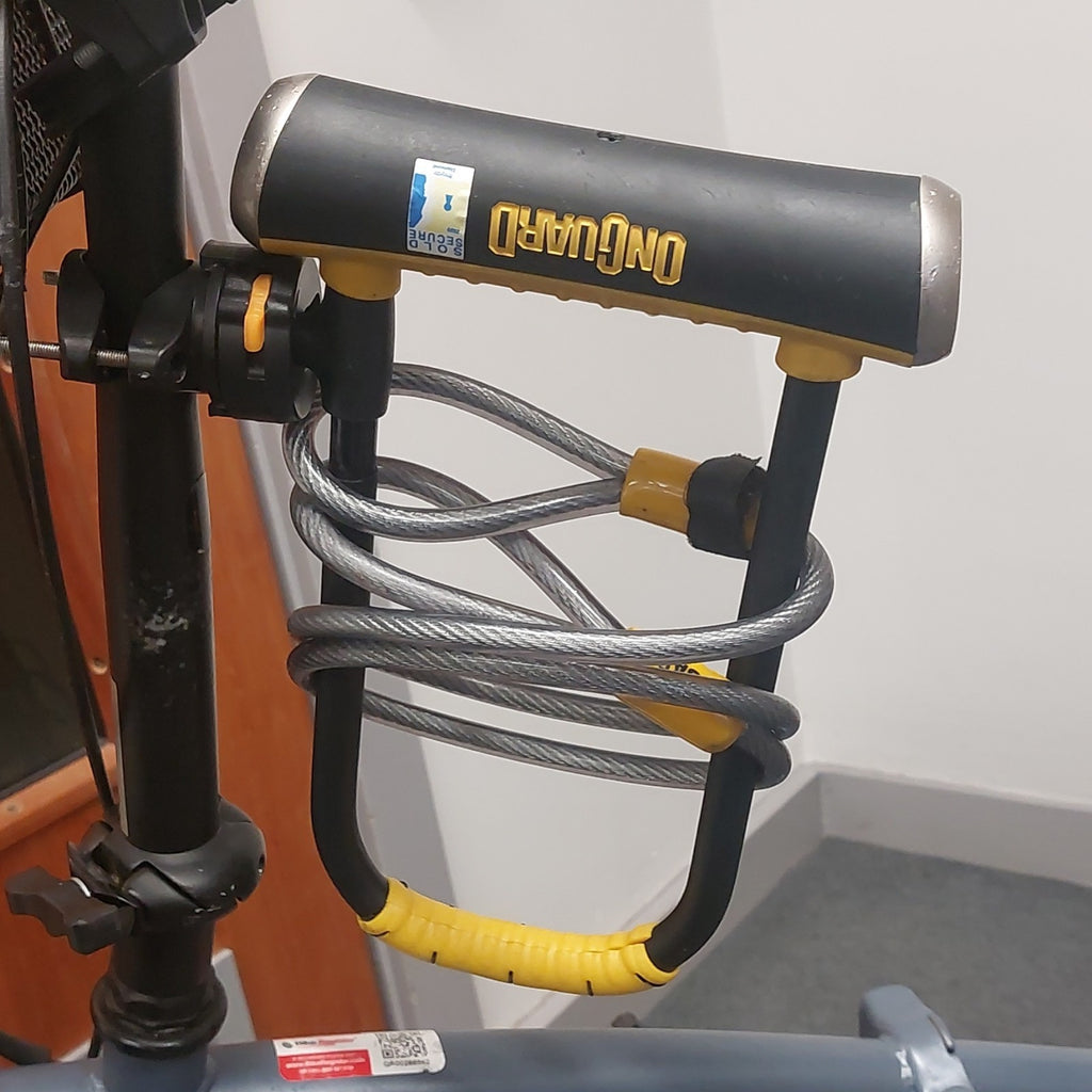 Decathlon Folding Bike With Basket And Kids Seat And Lock