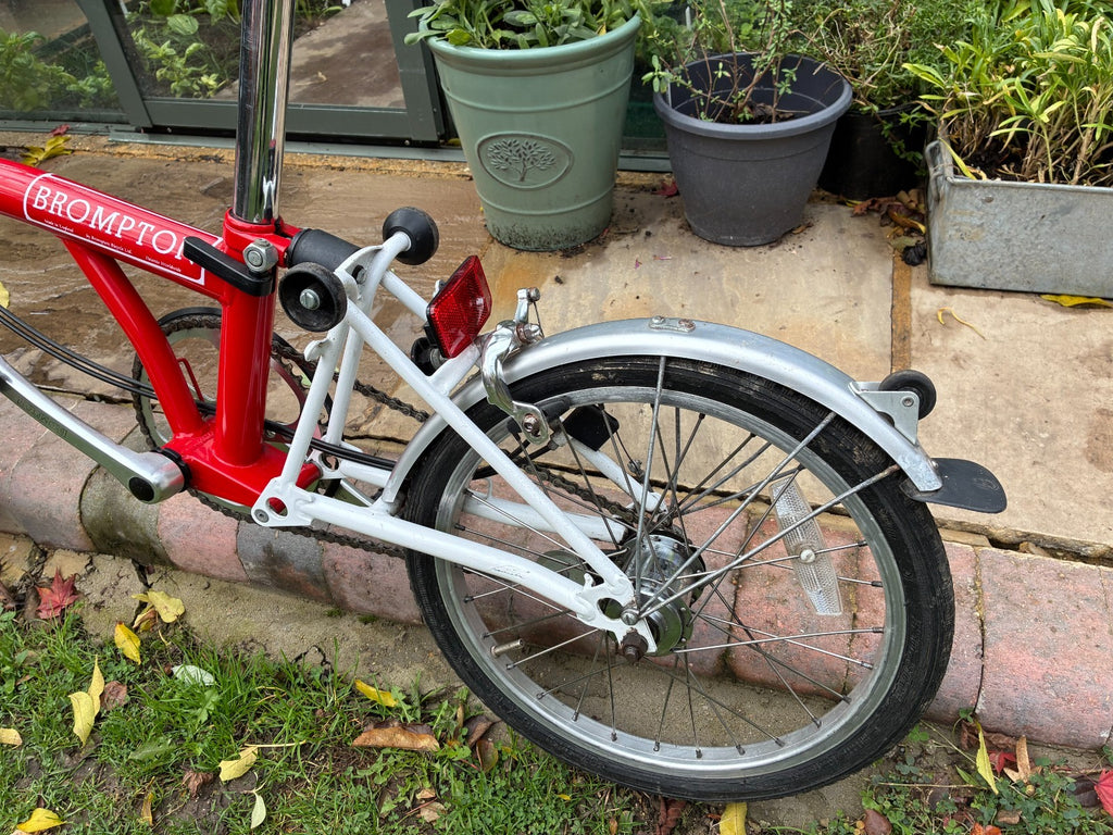 Brompton M3L (3 Speed) Folding Bicycle - Red/White London - Essex
