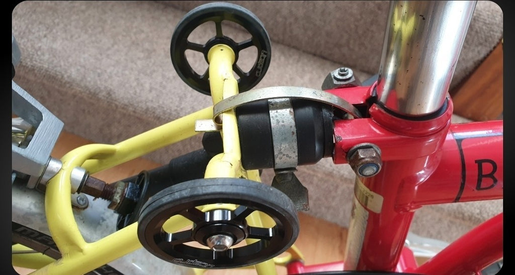 Brompton M6R 2003, Classic, Red & Yellow six-speed with rack