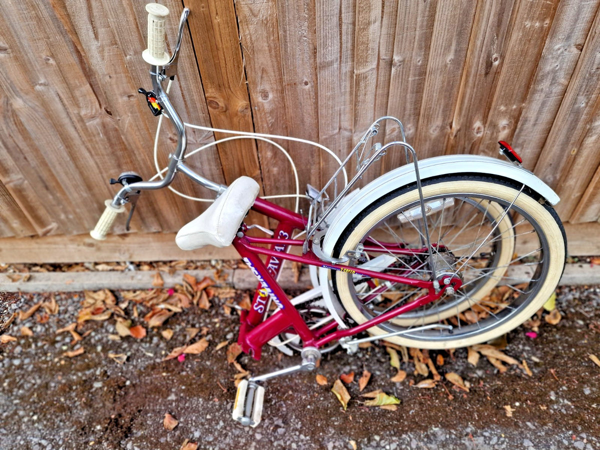 UNIVERSAL STOWAWAY 3 Vintage Folding Burgundy Bike, 3 speed. 20’ wheels,PRESTINE