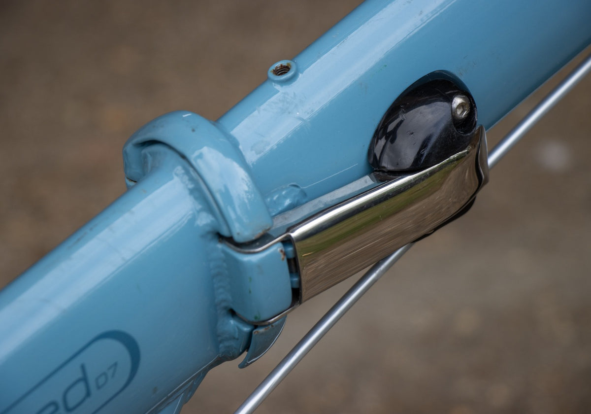 Dahon Speed D7 folding bike