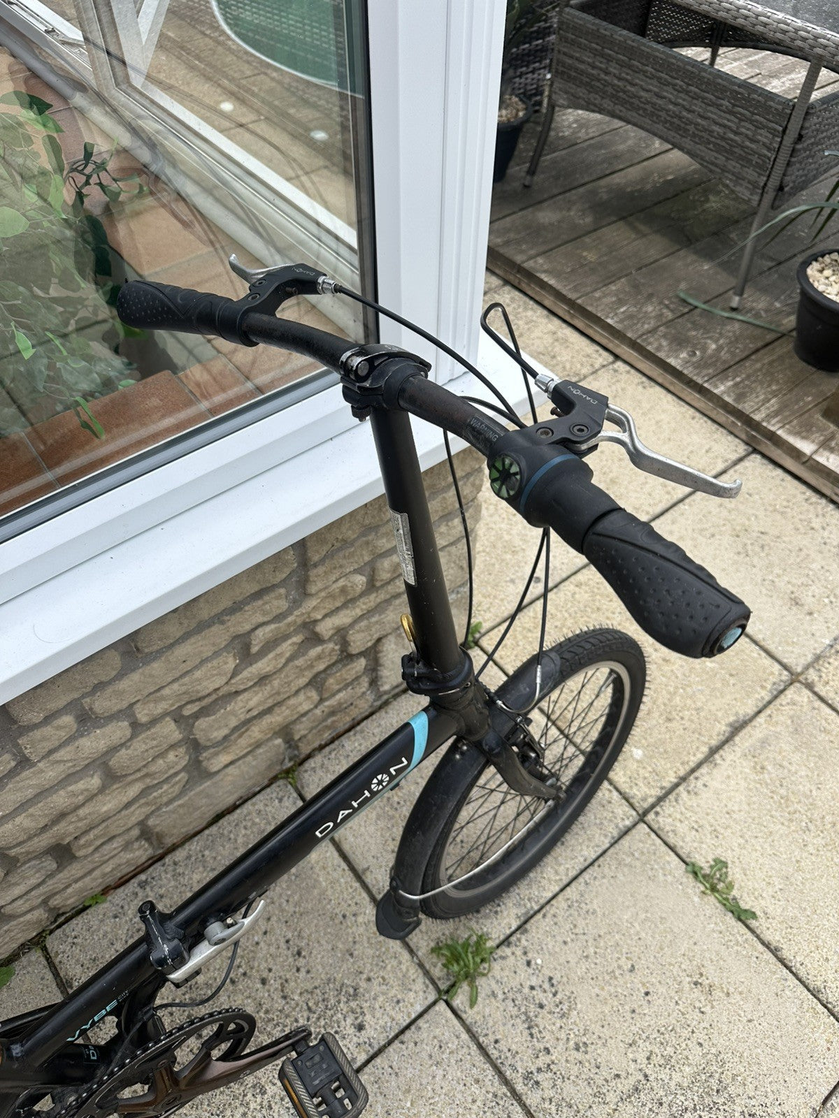 Dahon Vybe 20 Inch Folding Bike ideal commuter bike