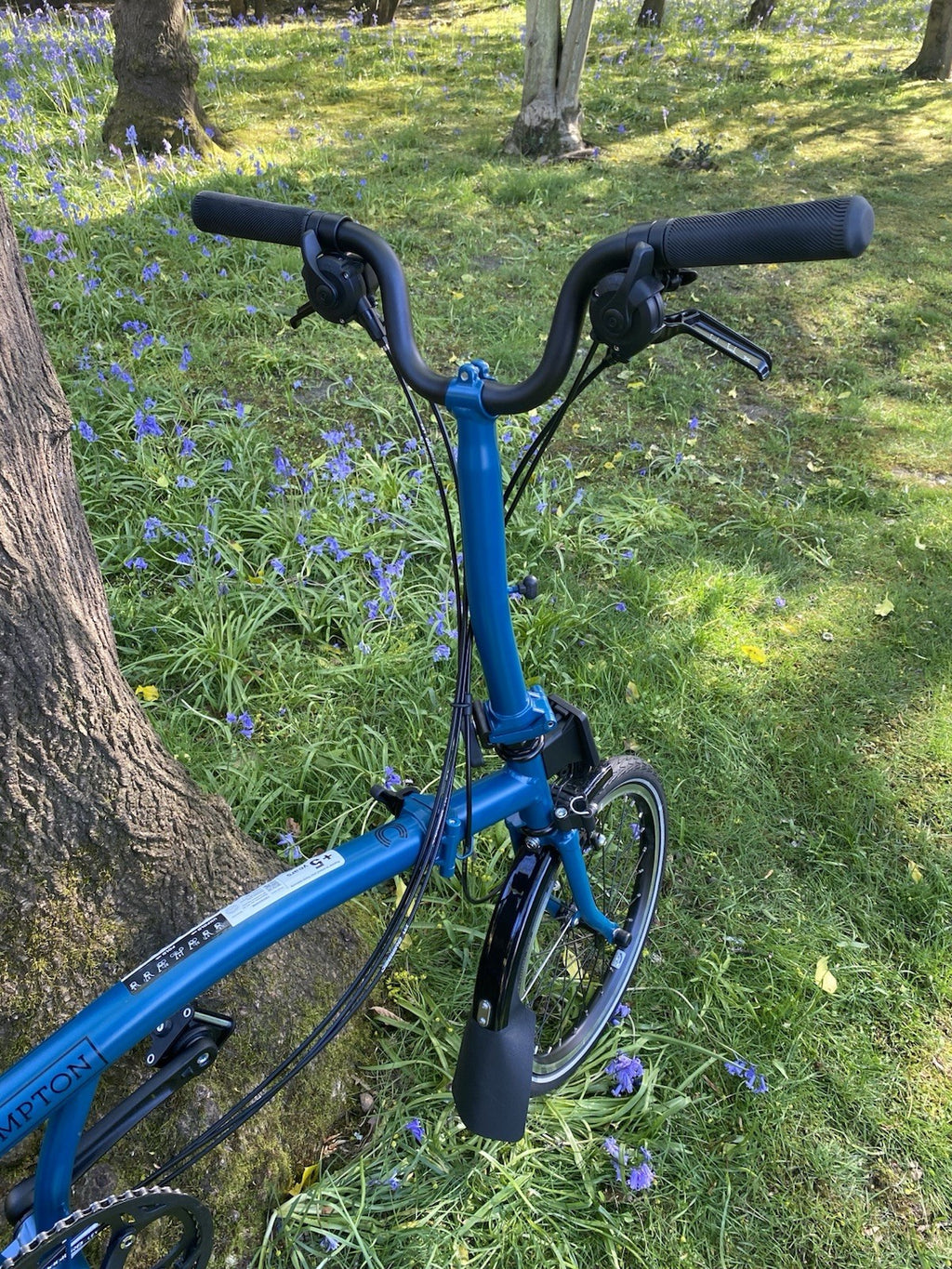 Brompton C-Line 6-Speed in Ocean Blue (Discontinued) - Mid bar - April 2026 -New