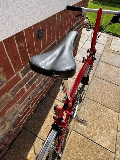 Brompton M3L FOLDING BIKE - RED  (WITH BAG) - EXCELLENT CONDITION