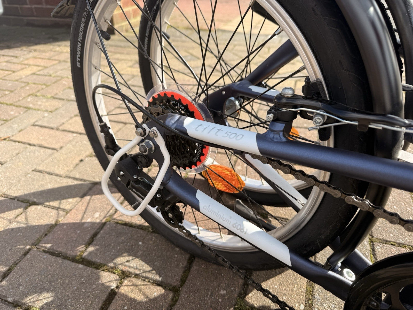 BTWIN Tilt 500 Folding Bike Blue, from Decathlon, Has Minimal Usage