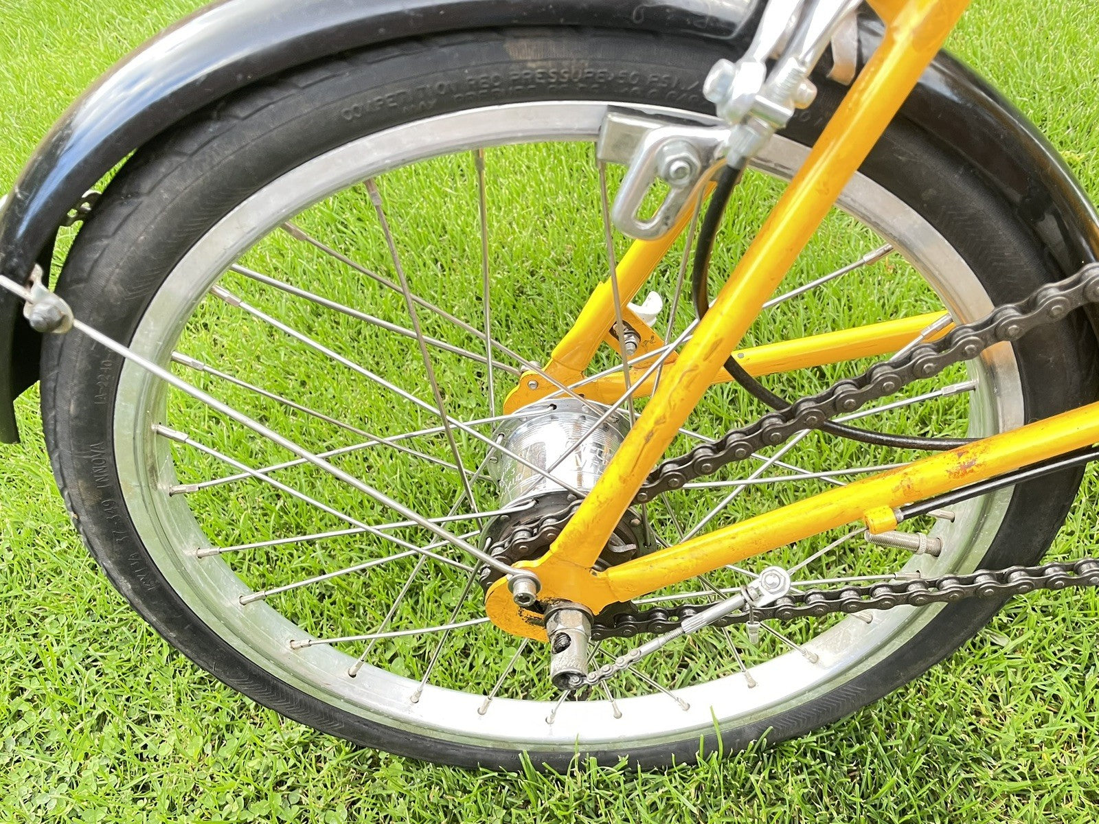 Vintage 1985 Micro lite fold up bike