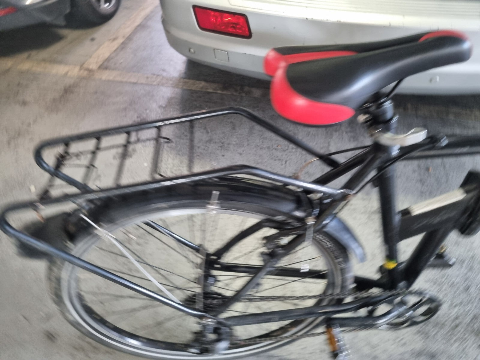 Dahon  700 Folding Bike Wheel 26-inch bkackn Aluminum Frame what U C I what uget