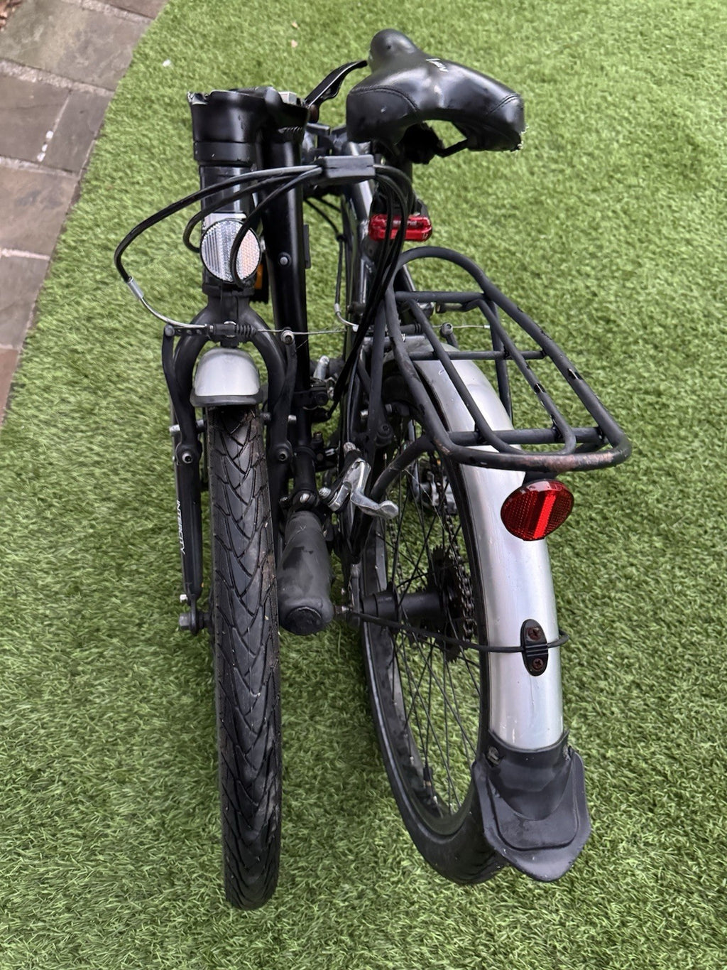 Carrera Intercity Folding Bike - Very good condition.