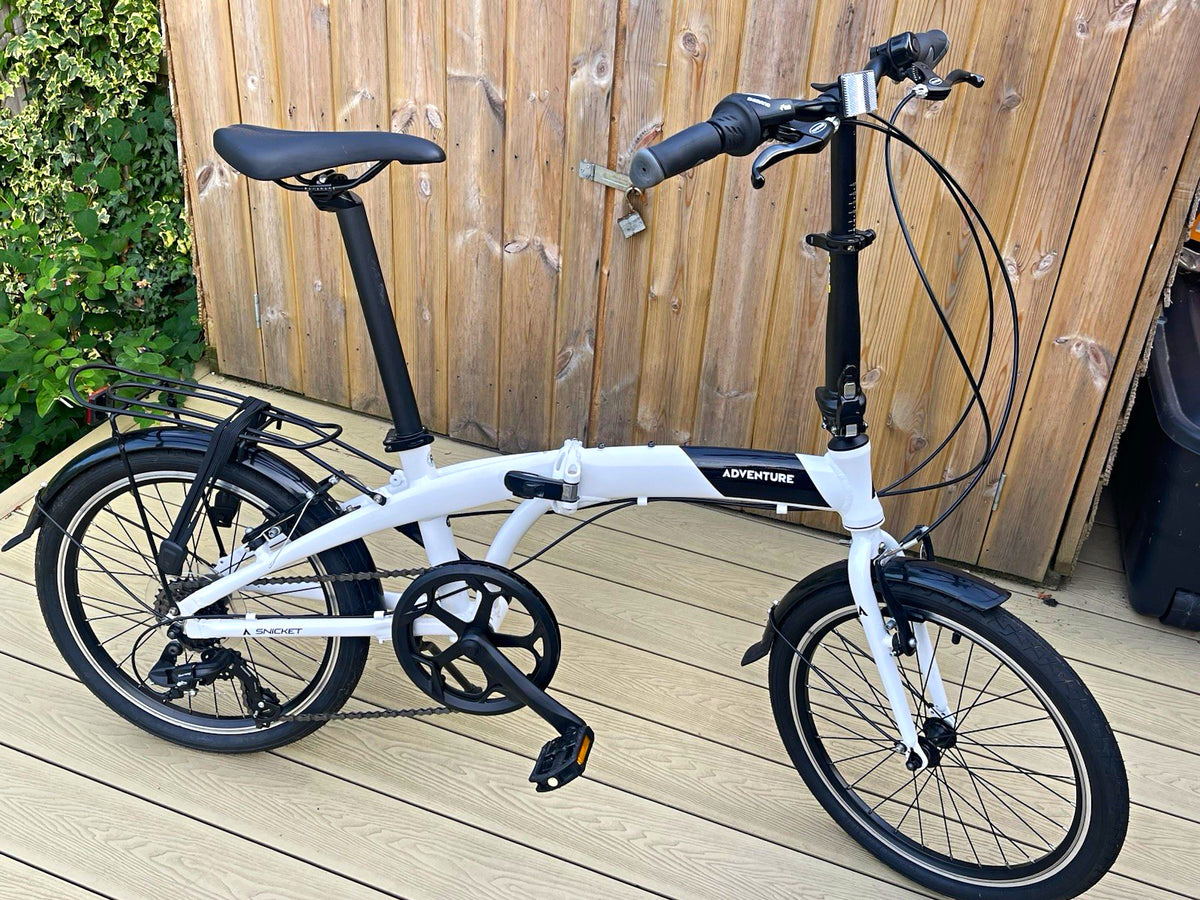 Snicket Adventure 20in Folding Bike 5-Speed Rear Rack Mudguards White/Black