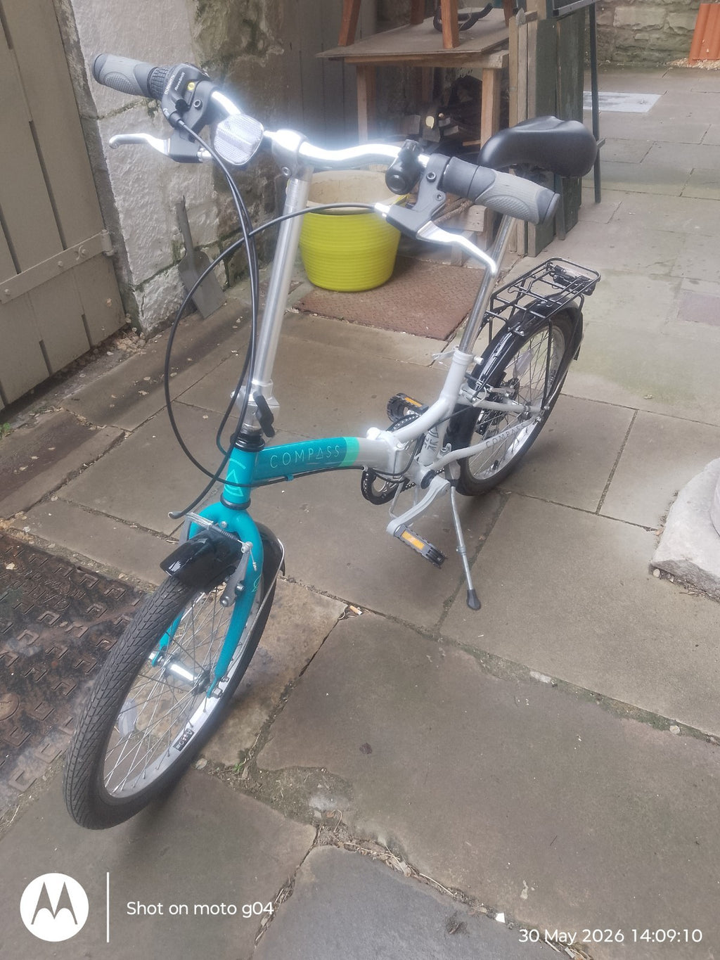Northern Compass Folding Bike with  20" Wheels.
