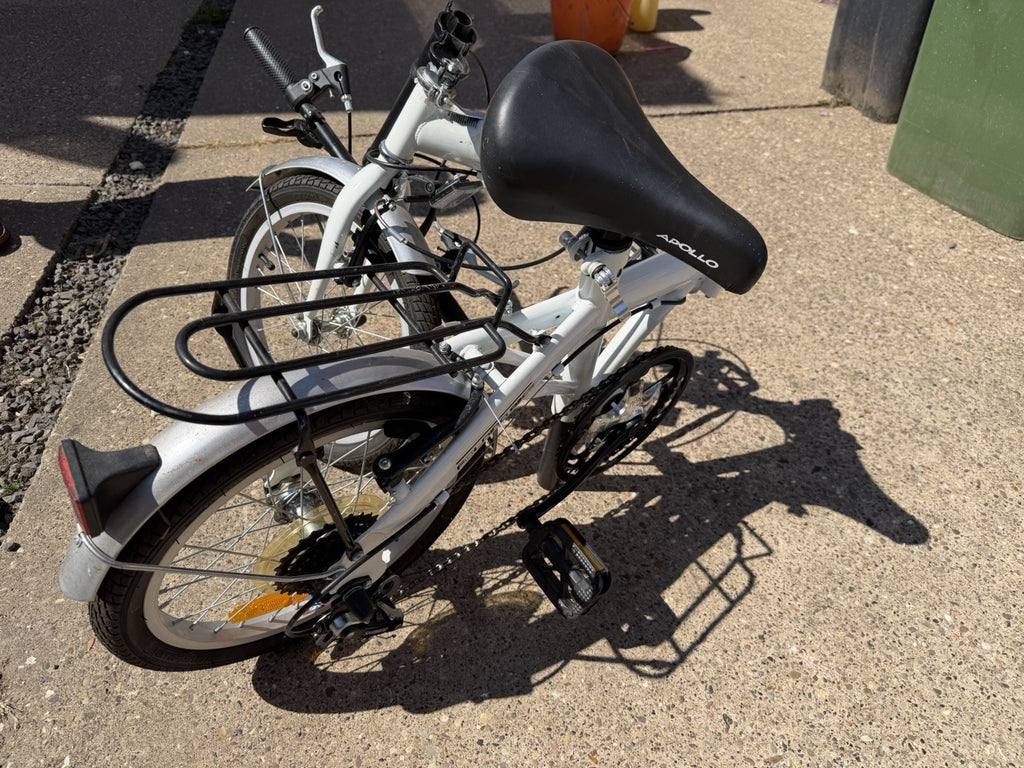 Apollo 6 Speed Shimano Folding Bike One Of 2