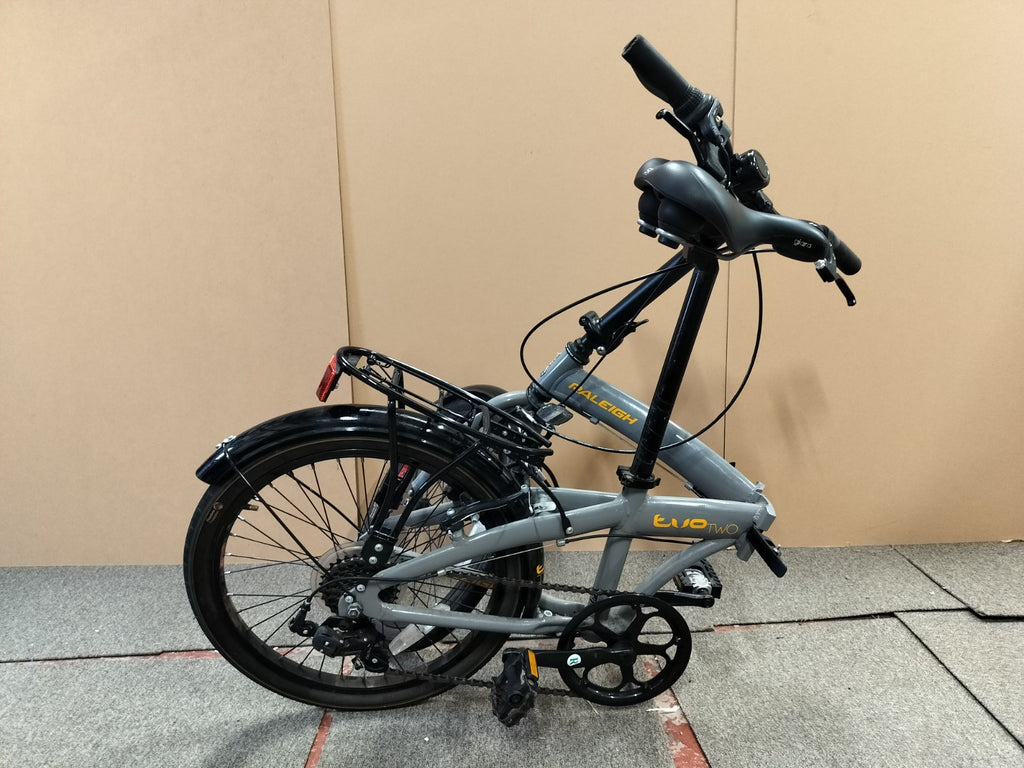 Raleigh Evo 2 Folding Bike - Grey - 7 Speed Hardly Used