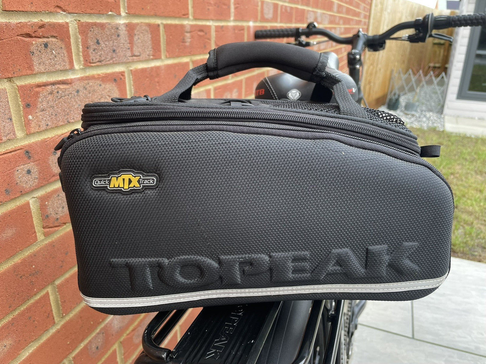 Dahon Jack Full size folding bike. Size M 18”lightweight aluminium frame Superb.