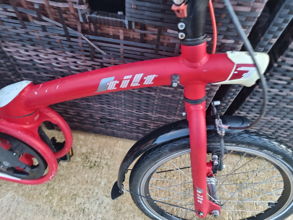 Btwin Tilt Aluminium Folding Bike Ideal Motorhome Car Commuting