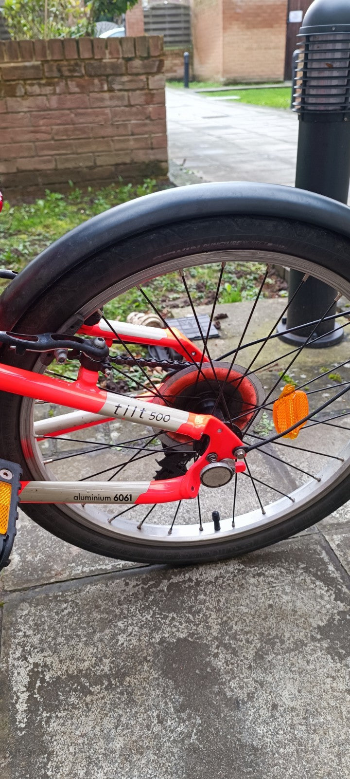 Btwin Tilt 500 Folding Bike 7-Speed Orange Good Condition