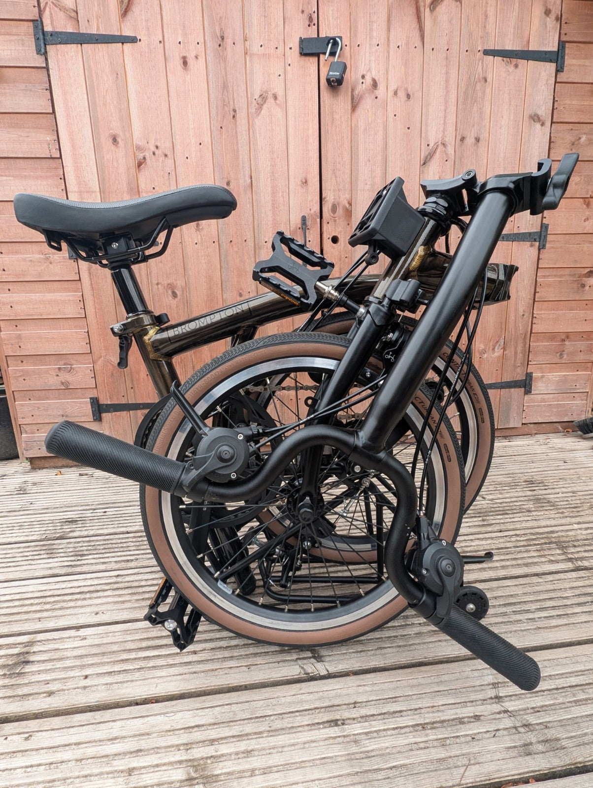 Brompton C Line Explore 6-Speed Black Lacquer Mid