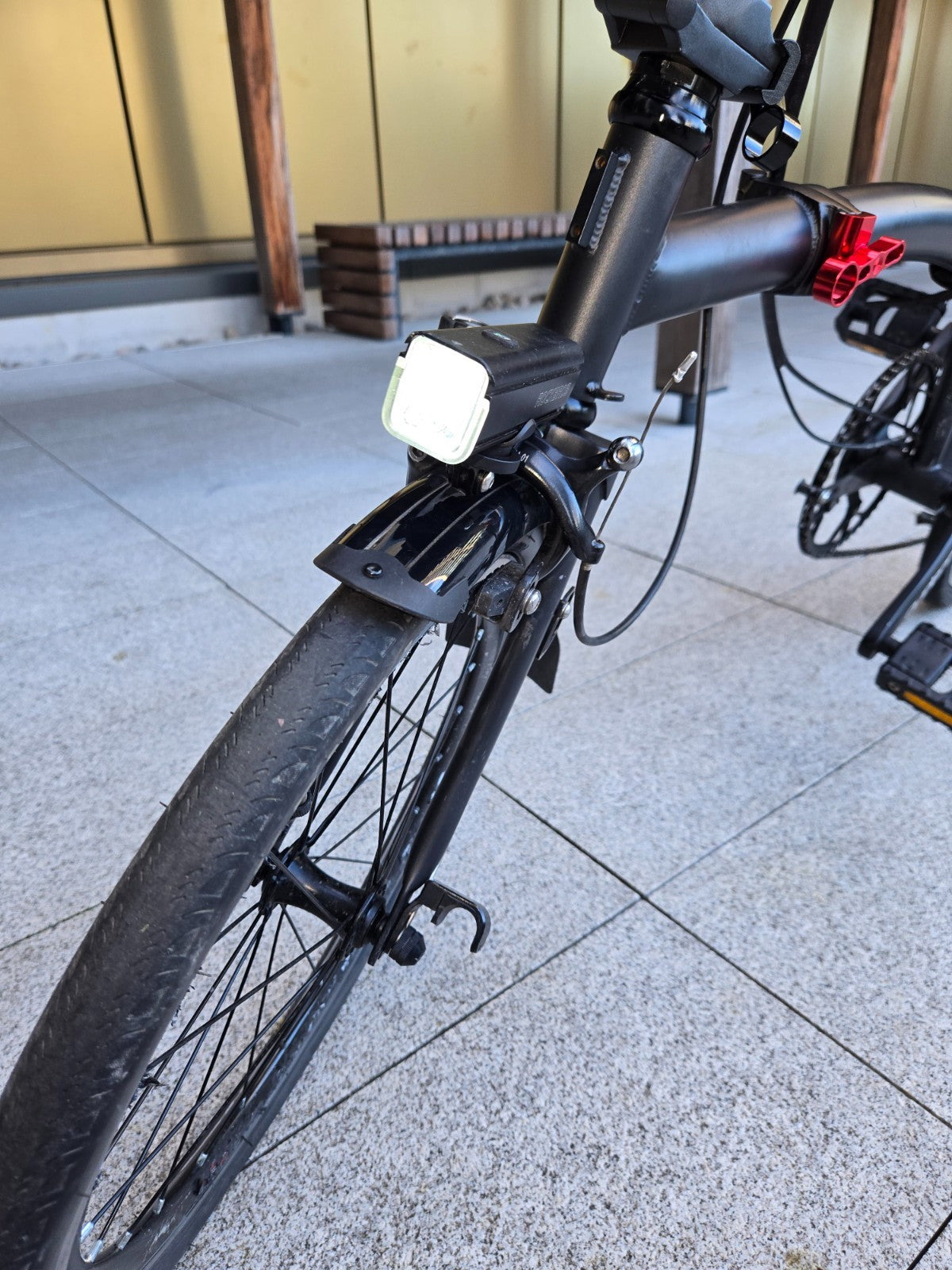 20" 9-Speed Shimano Tri-Fold Brompton-Style Folding Bike | Rare find!